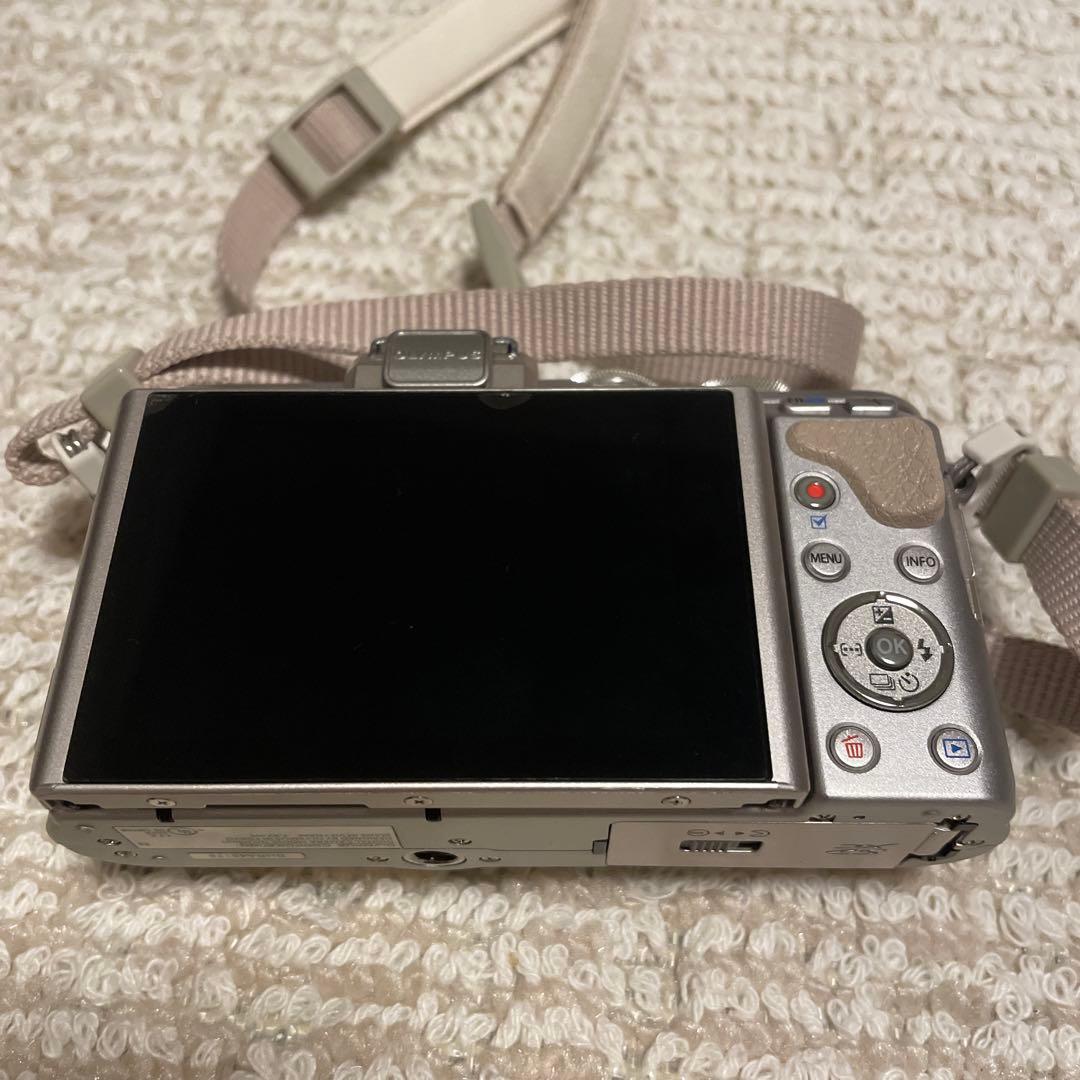 フィルムカメラ OLYMPUS PEN E-PL8