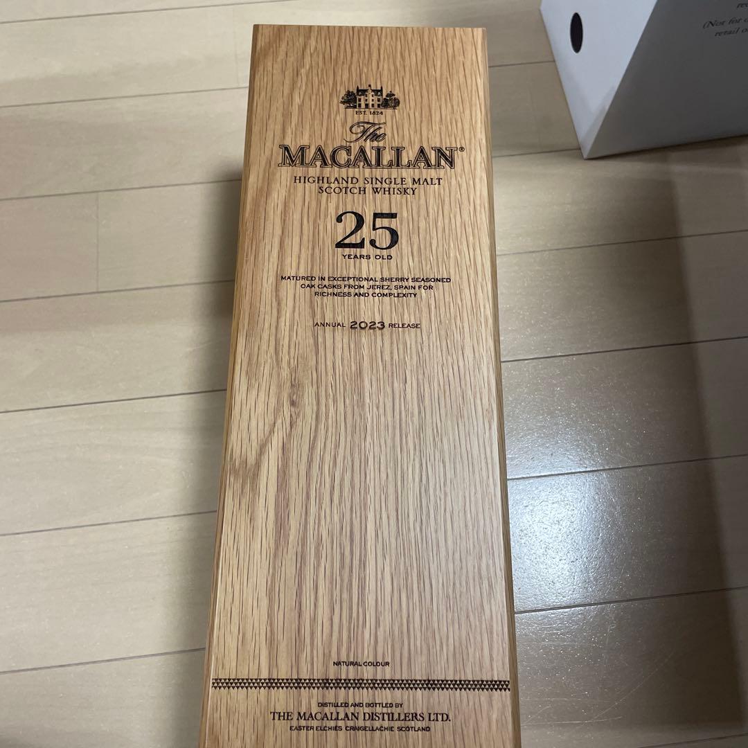 ［新品未開封］The Macallan 25年 シングルモルトウイスキー