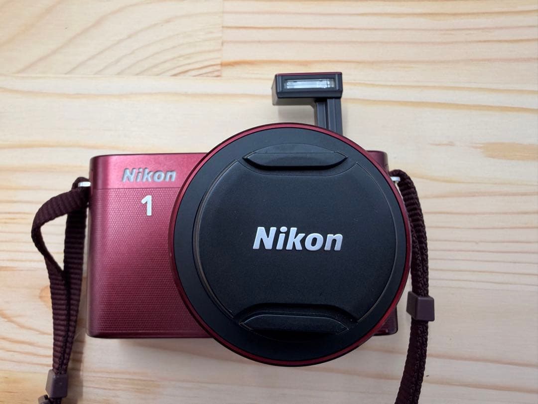 Nikon 1 J2 ミラーレスカメラ レッド
