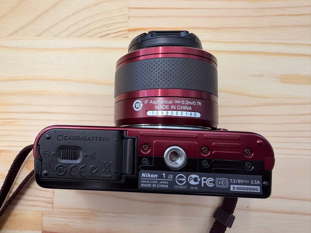 Nikon 1 J2 ミラーレスカメラ レッド