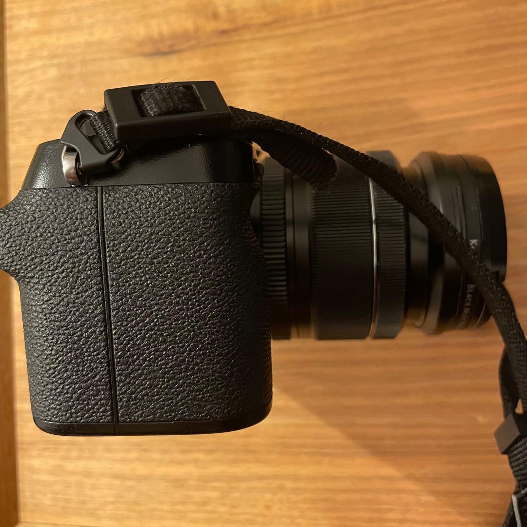 FUJI X-S10 XF18-55mm F2.8-4 手ぶれ補正 ミラーレス