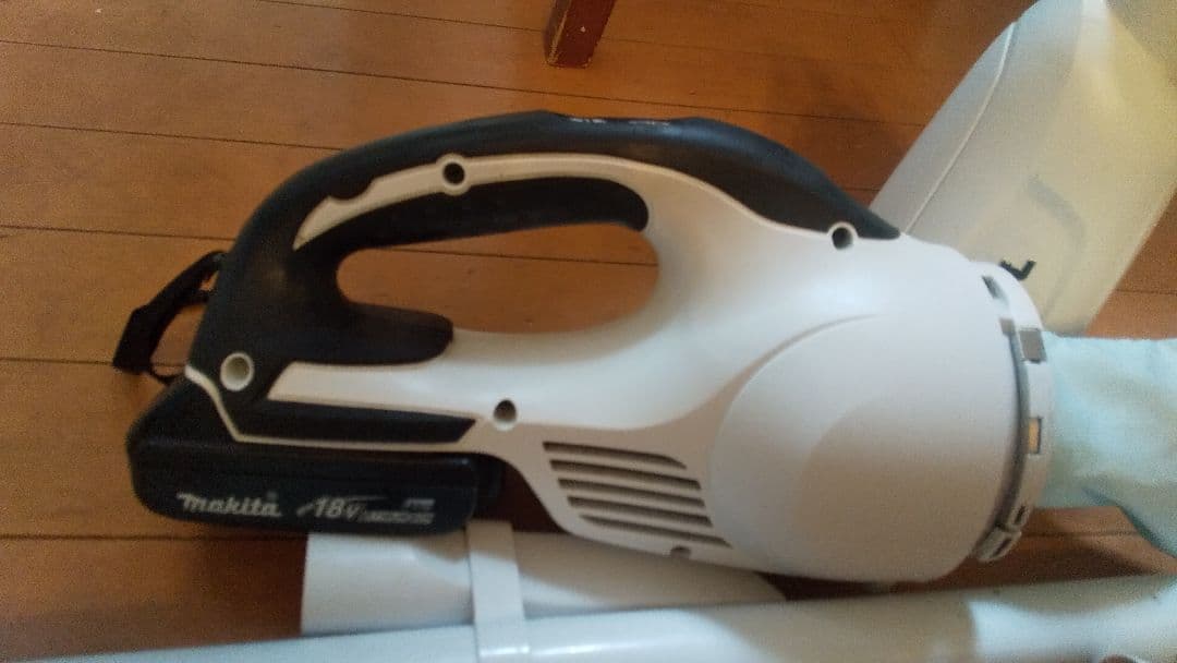 マキタ 充電式クリーナバッテリー付 makita CL181FD 18V 掃除機