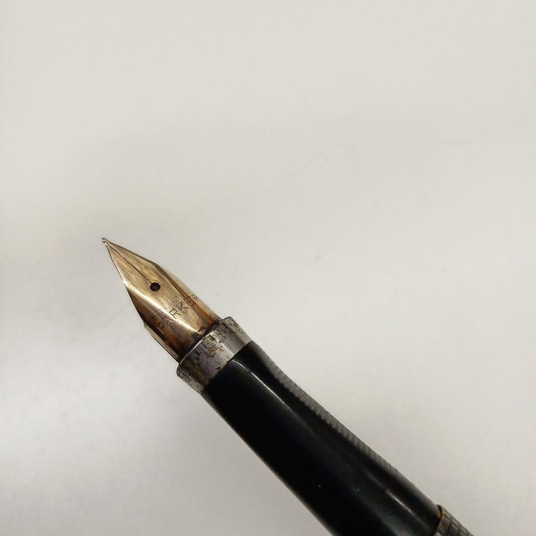 14K (ペン先) STERLING CAP&BARREL と刻印された万年筆
