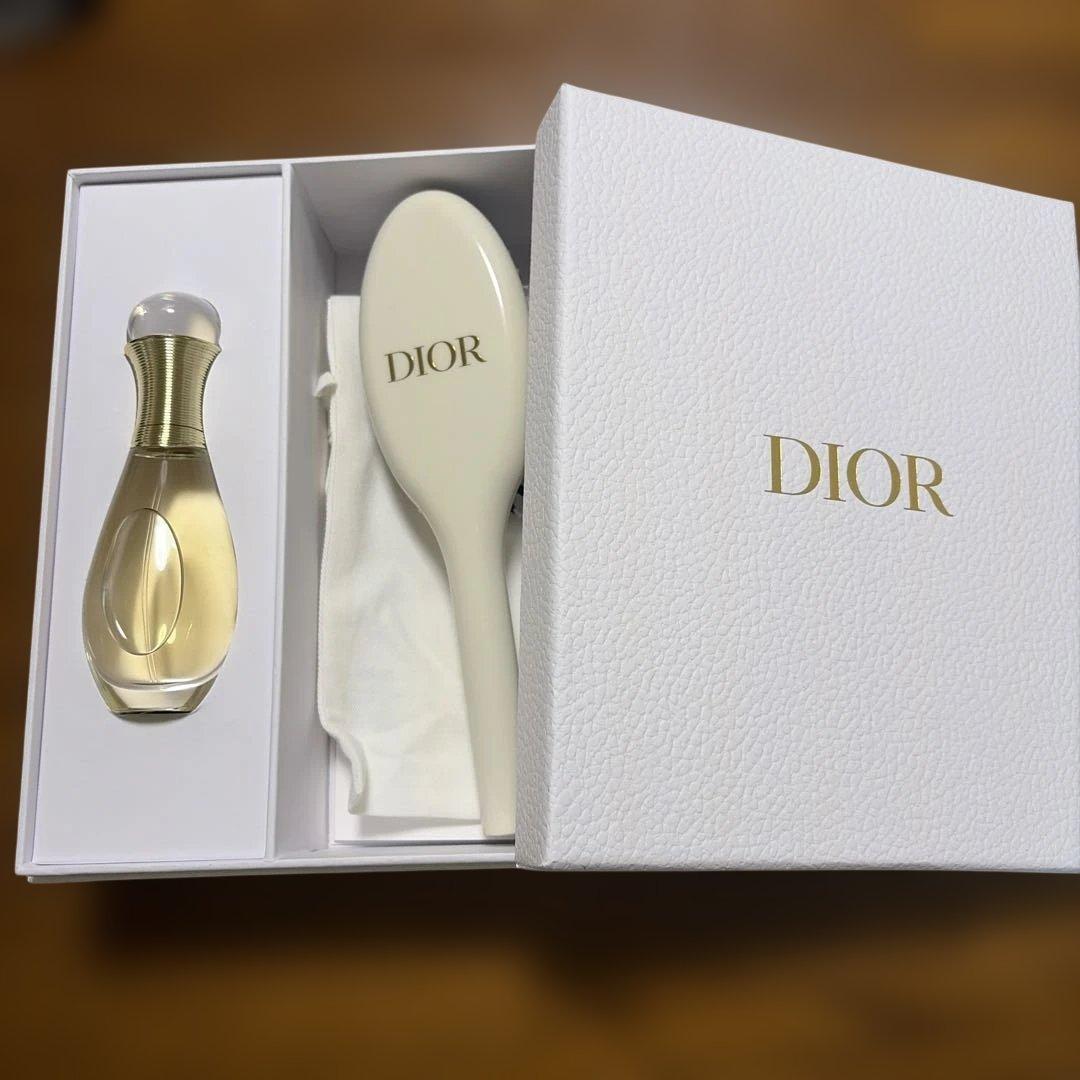 Dior 香水とヘアブラシセット➕ショップバックプラチナ会員 ギフト
