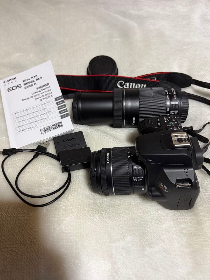 Canon EOS Kiss X10 ダブルズームキット デジタル一眼レフカメラ