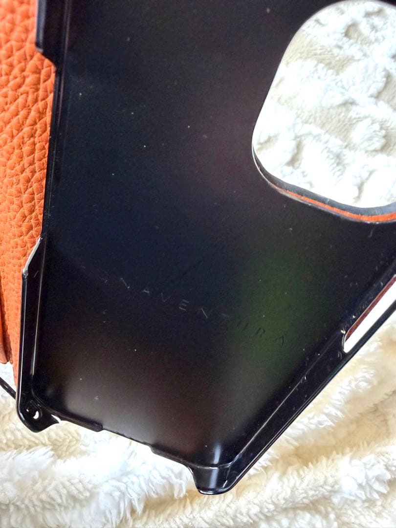 BONAVENTURA（ボナベンチュラ）iPhone15ケース＆ストラップ　箱付