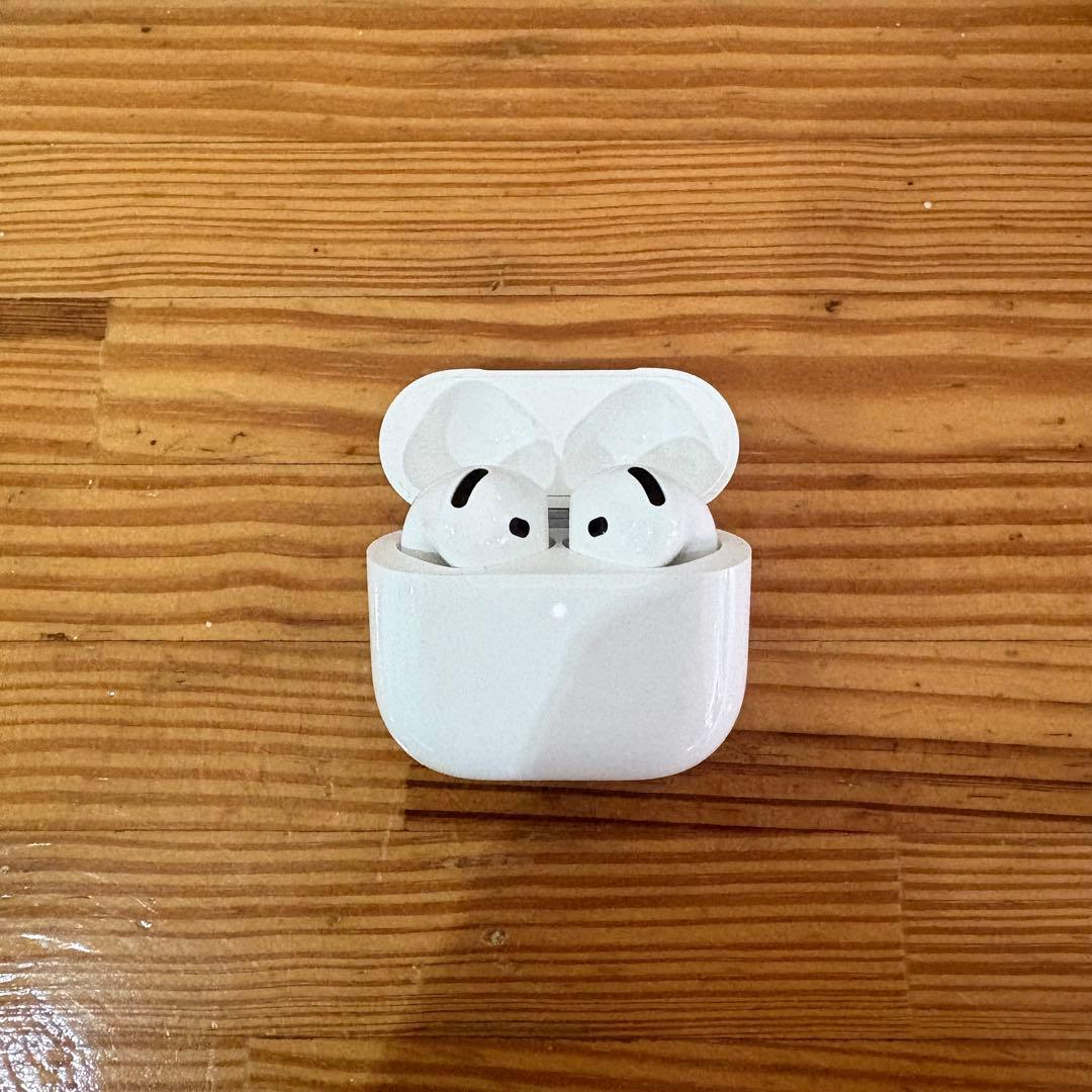 【新品同様】　AirPods 第4世代　正規品