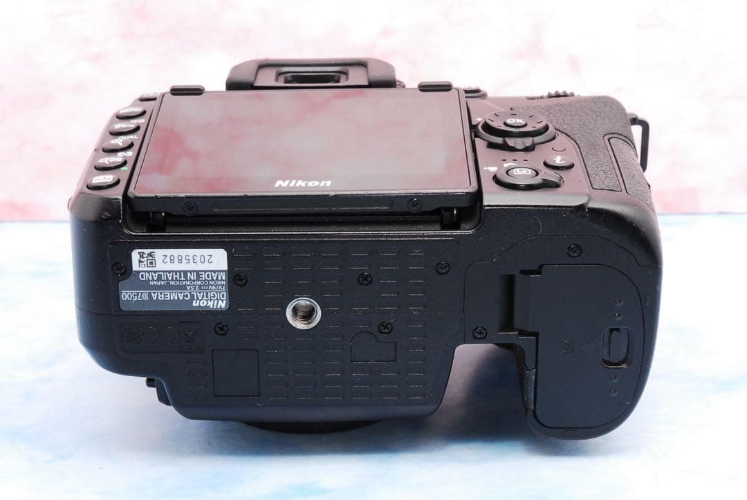 ニコン D7500★一眼レフカメラ★レンズ3本★高性能★スマホ転送OK