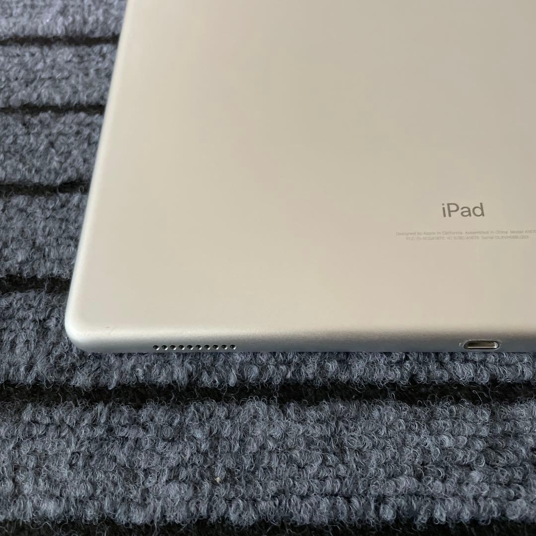 1 iPad Pro 12.9 2世代 64GB Wi-Fi シルバー