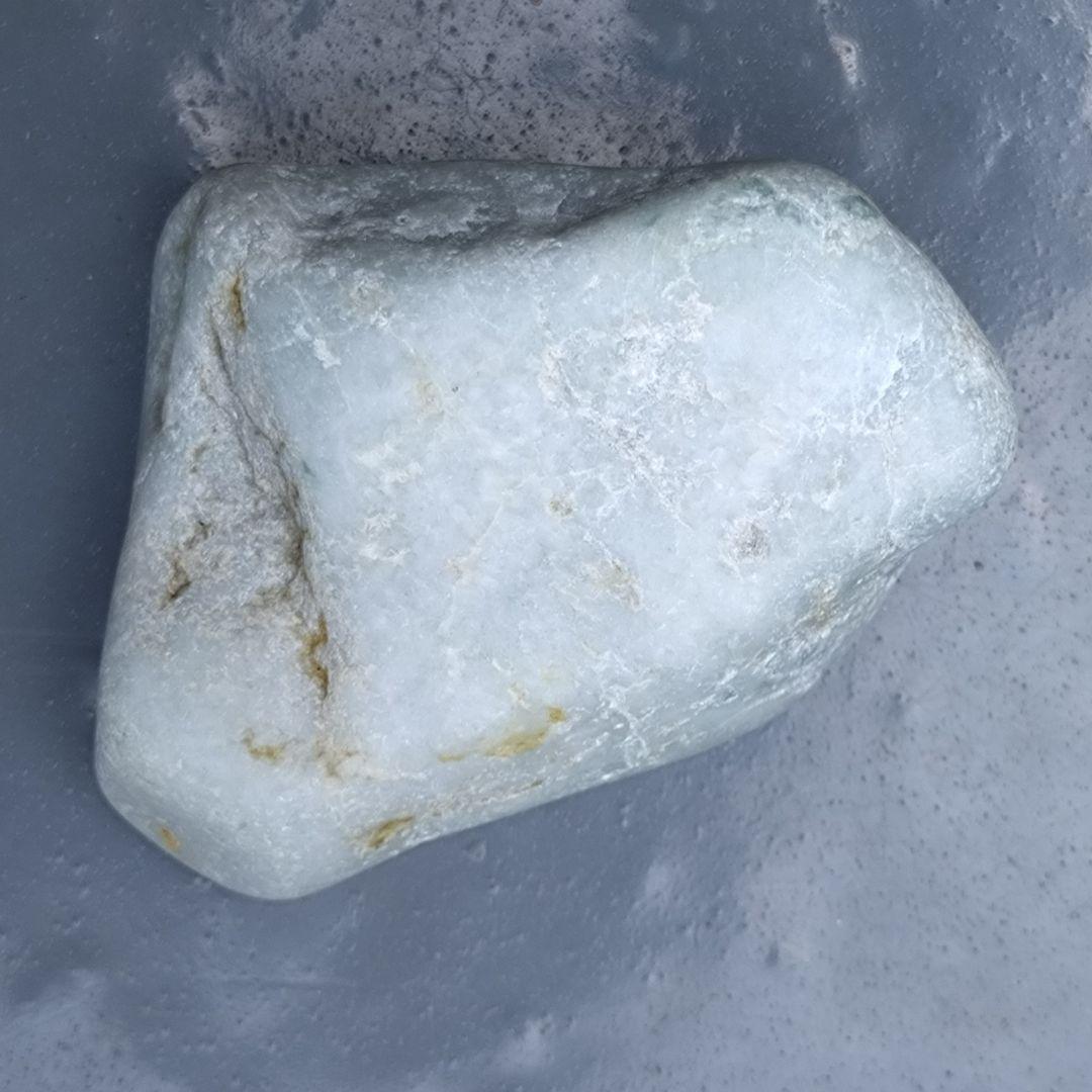 翡翠 鉱石 　糸魚川産