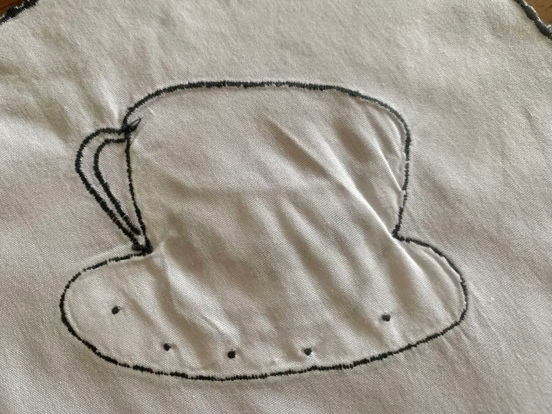 東欧ヴィンテージ⭐︎刺繍入り テーブルクロス