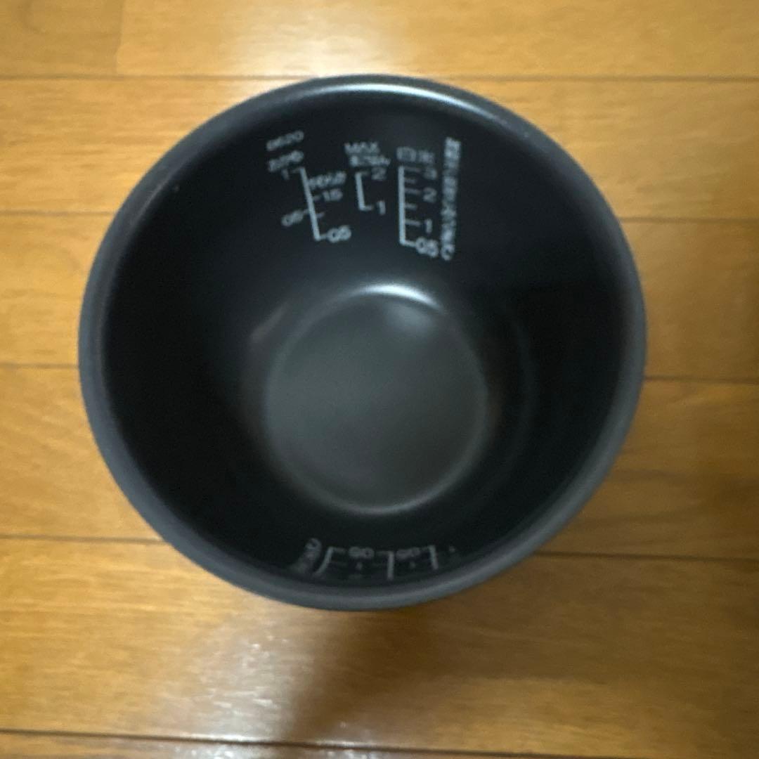 【中古】象印 炊飯器 極め炊き ブラック NP-RT05 3合 圧力IH
