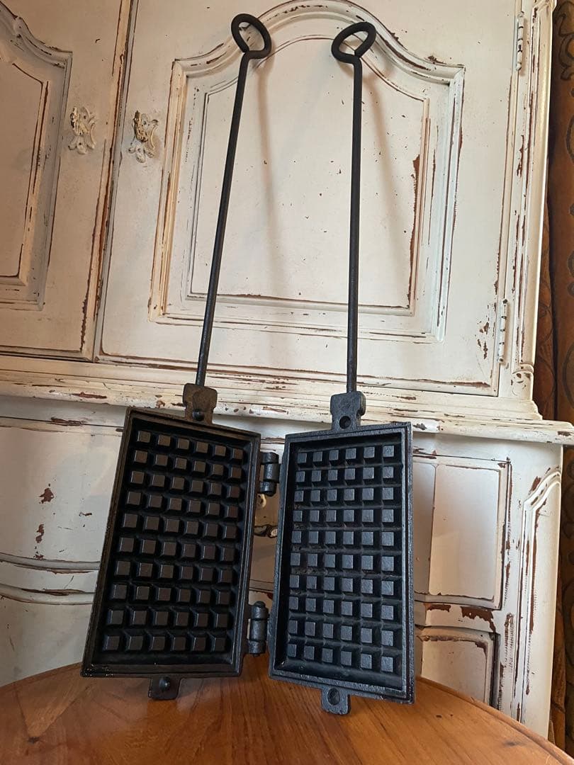 フランス　アンティークワッフル　メーカー　焼き器　キャストアイロン　100年