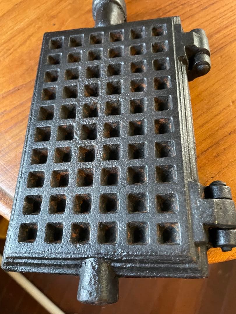 フランス　アンティークワッフル　メーカー　焼き器　キャストアイロン　100年