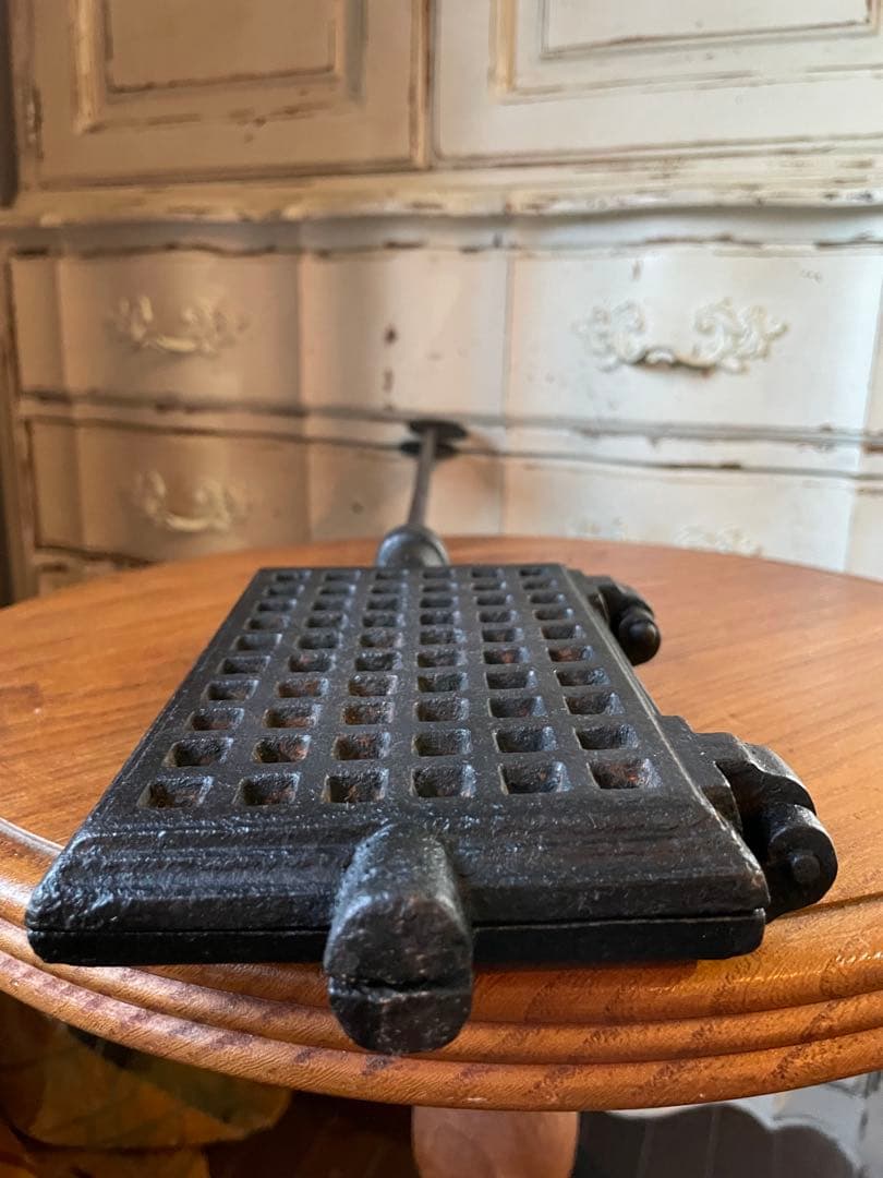 フランス　アンティークワッフル　メーカー　焼き器　キャストアイロン　100年