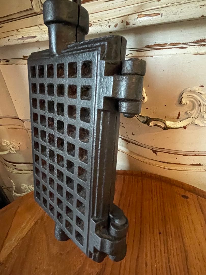 フランス　アンティークワッフル　メーカー　焼き器　キャストアイロン　100年