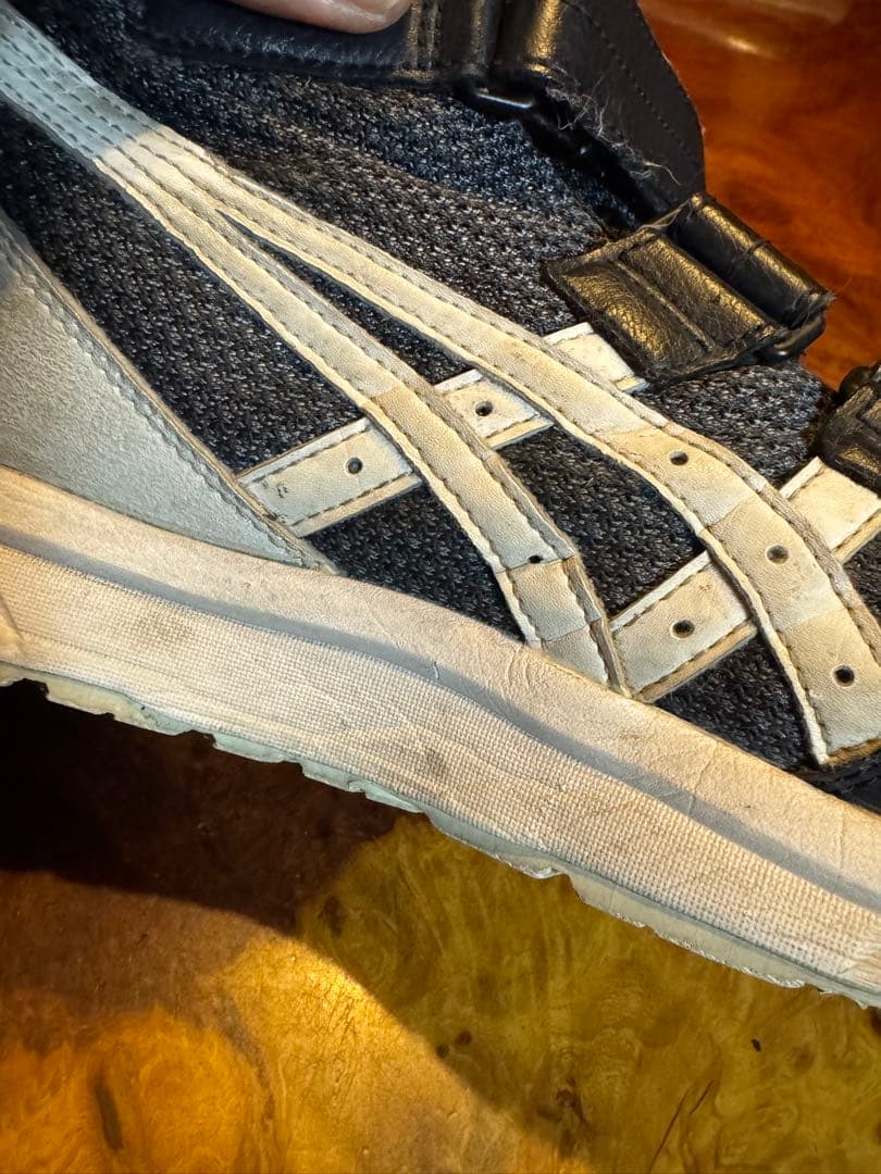 asics安全靴ハイカットベルクロ黒白28cm 使用感多