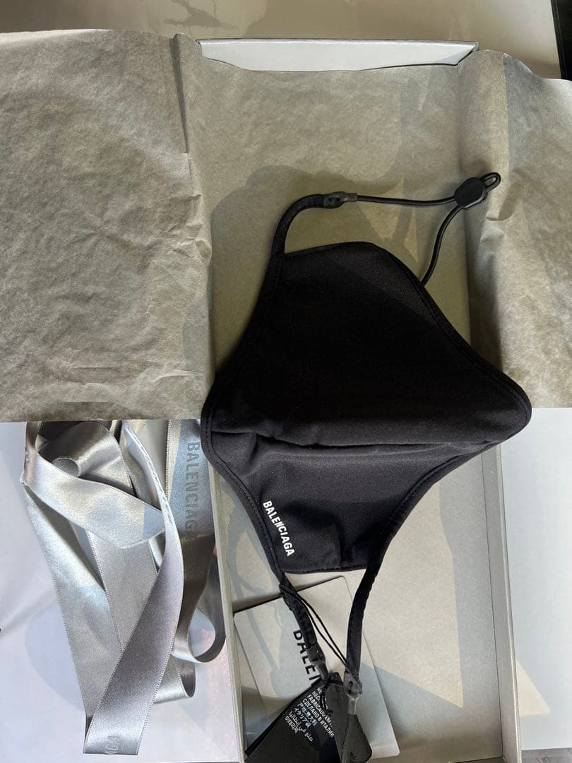 新品未使用！BALENCIAGA 洗えるマスク 15x22cm