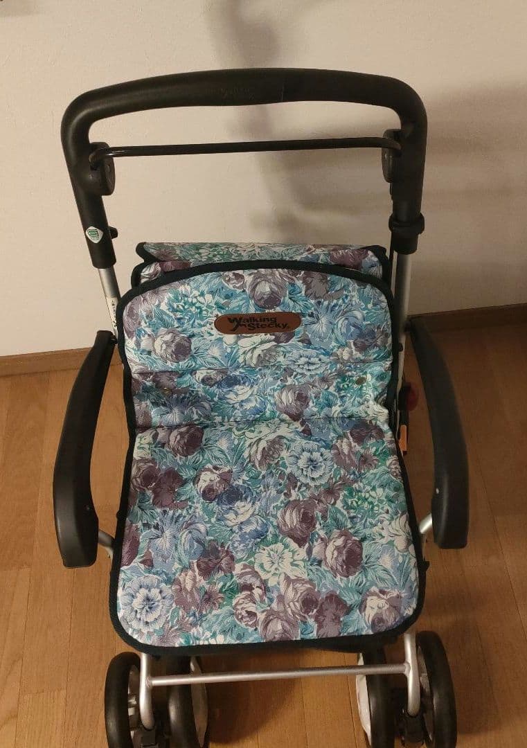 シルバーカー Walking Stecky 花柄 軽量 座れる 4輪 カート