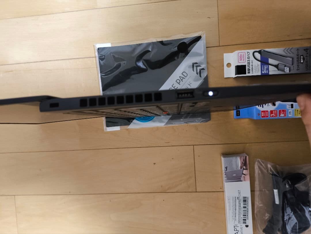 Lenovo X1 Carbon 第8世代 i7/ 256GB OC