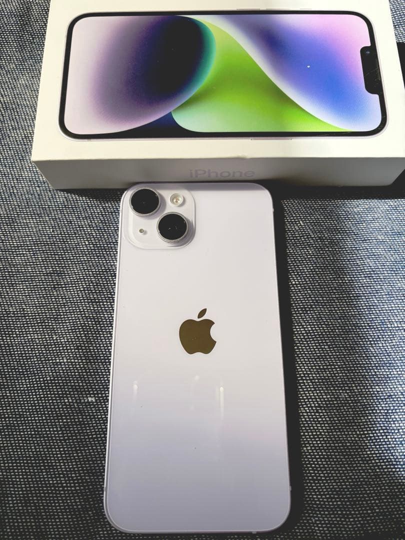 iPhone１４　１２８GB