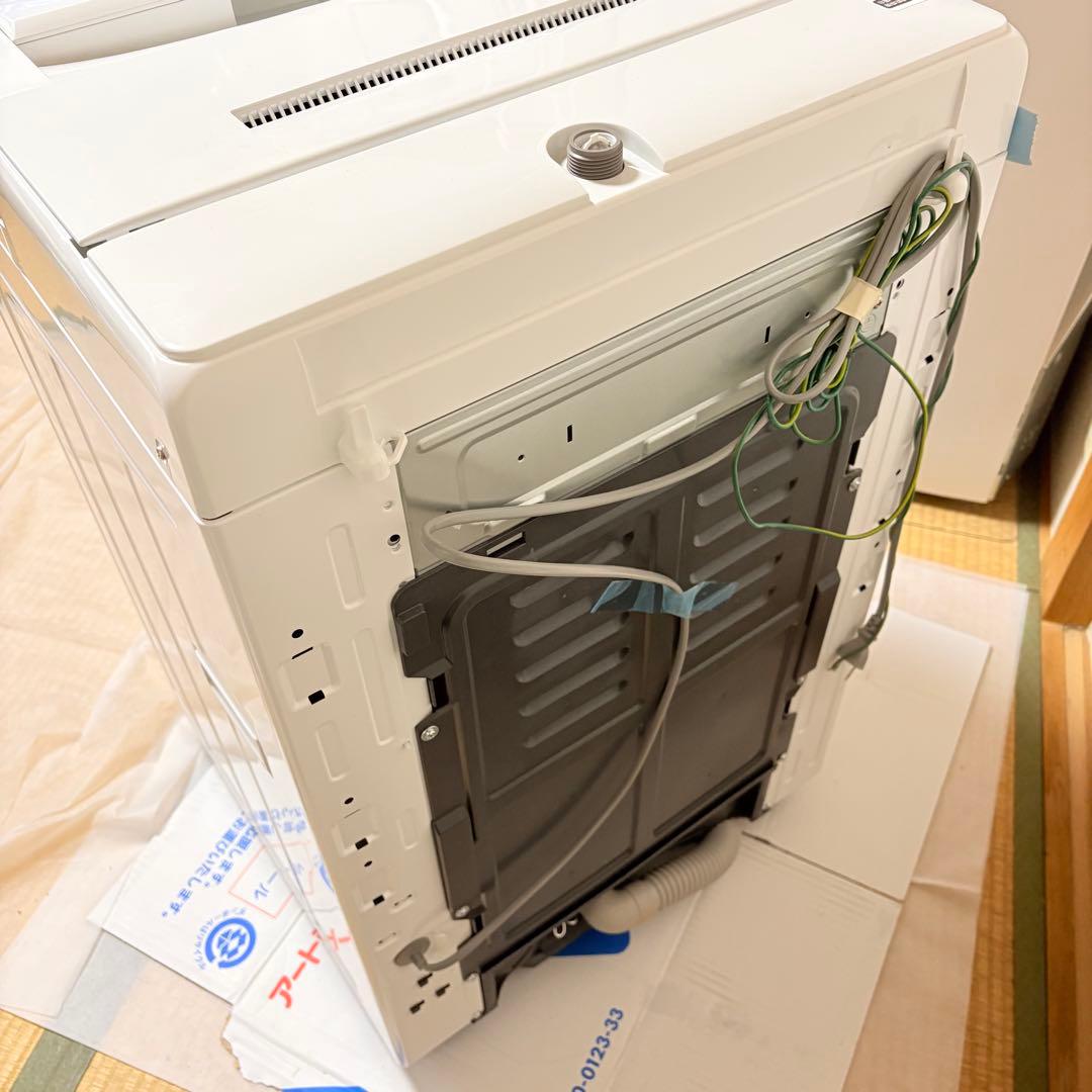 美品★2024年製 パナソニック 洗濯機 6KG NA-F6B2