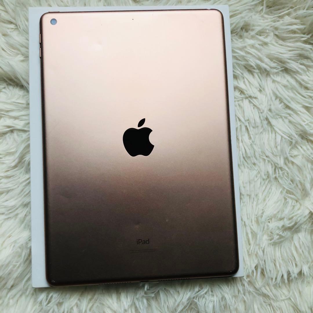 【完動品】iPad 第7世代 128GB 【すぐ発送】