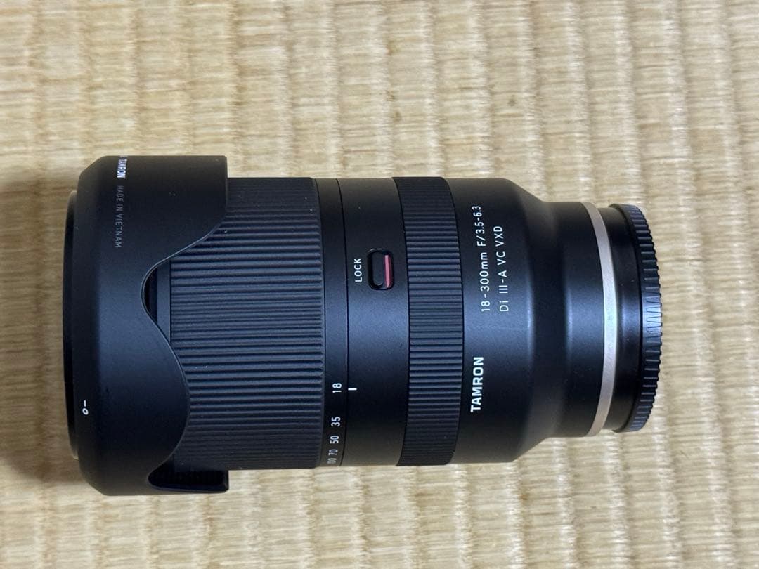 TAMRON 18-300mm F/3.5-6.3 Eマウント新同品