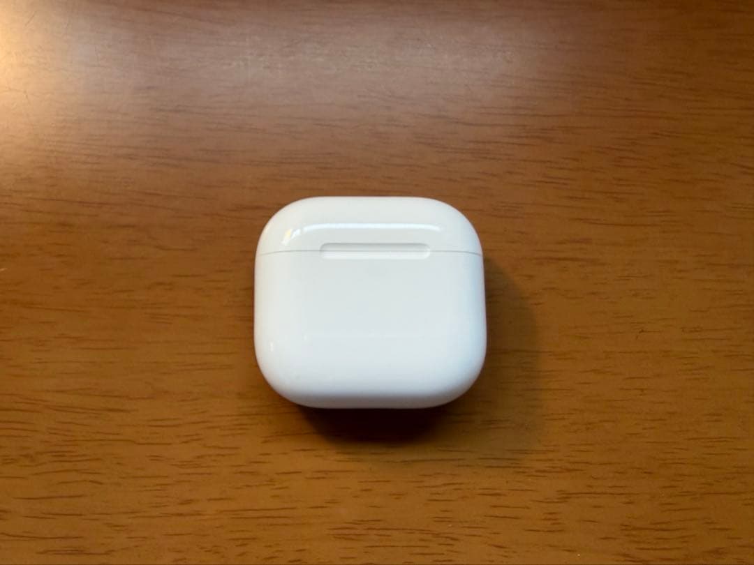 Apple AirPods 4 ANC アクティブノイズキャンセリング搭載モデル