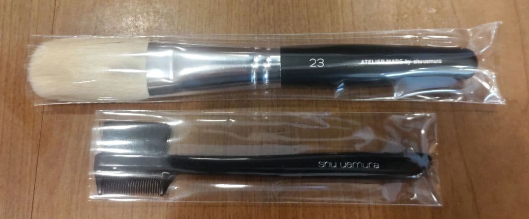 シュウウエムラ　メイクブラシセット　収納ポーチ付き
