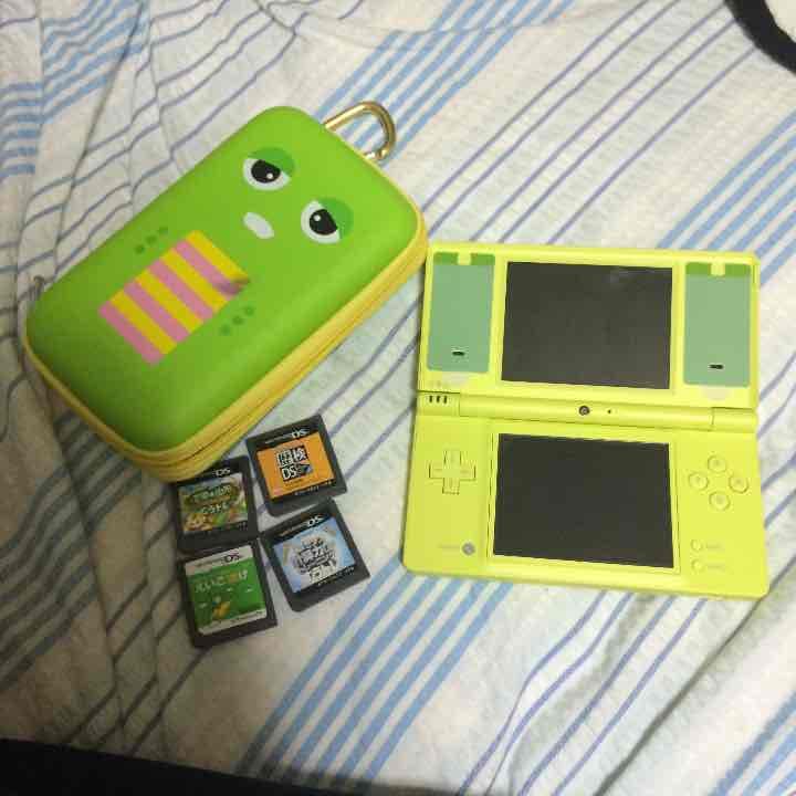 DS i ＋カセット4つ