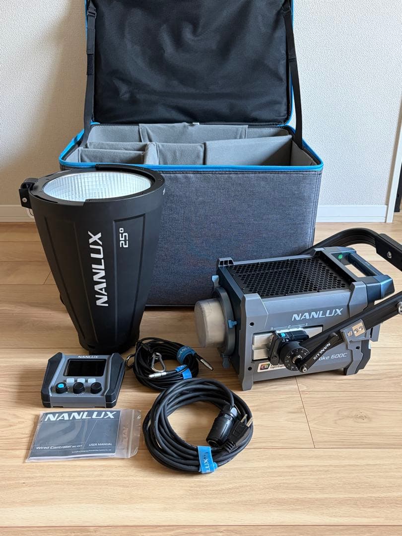 NANLUX Evoke 600C KIT LEDフルカラースポットライト