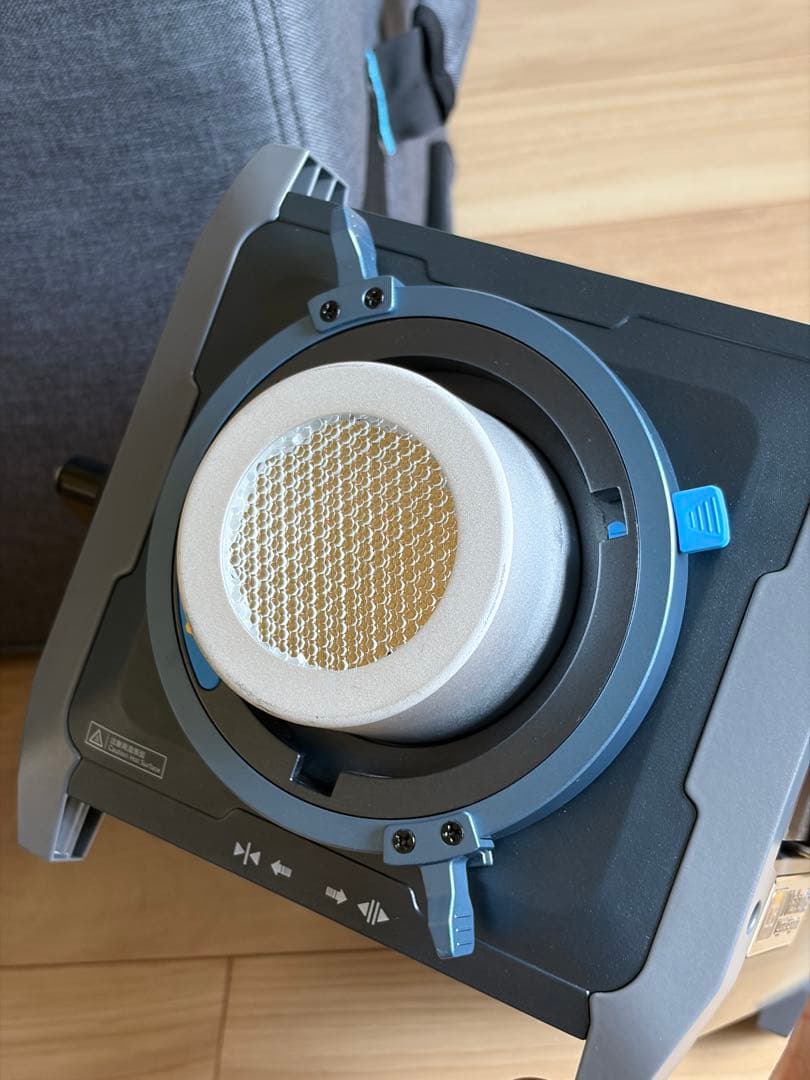 NANLUX Evoke 600C KIT LEDフルカラースポットライト