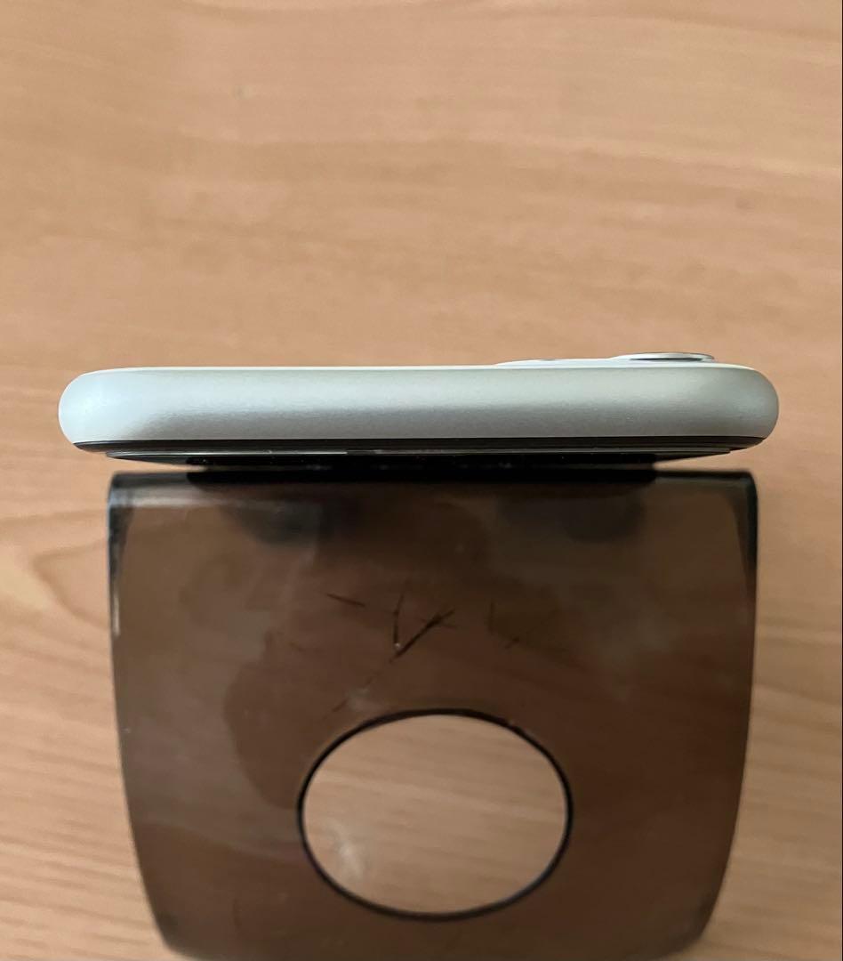 Apple iPhone 11 ホワイト 本体 + ケース