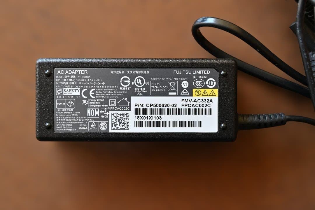 富士通 LIFEBOOK A574/H ノートパソコン