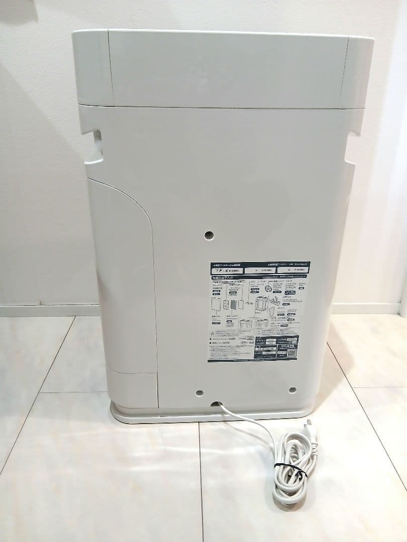 ダイキン　空気清浄機　MCK70V-W