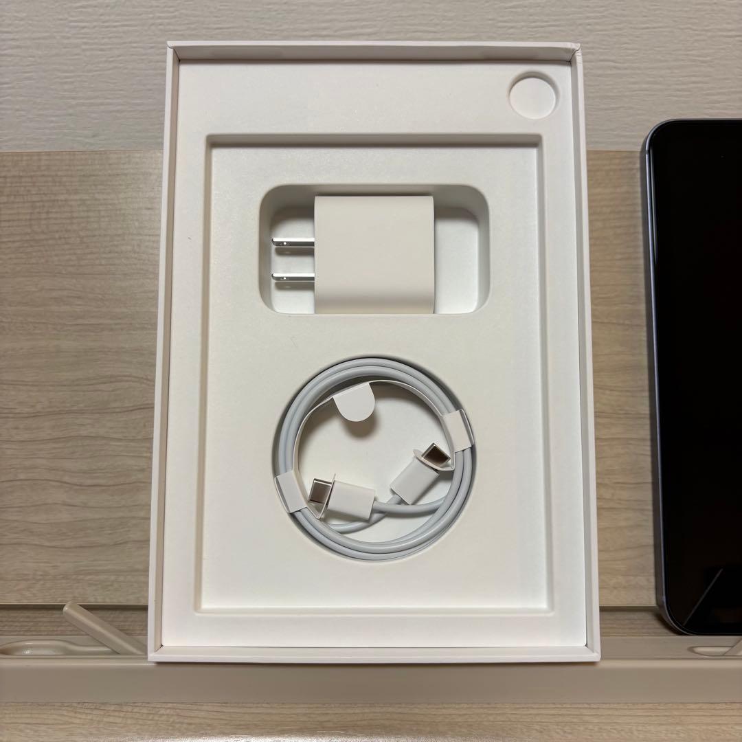 Apple iPad mini 第6世代　64GB セルラーモデル