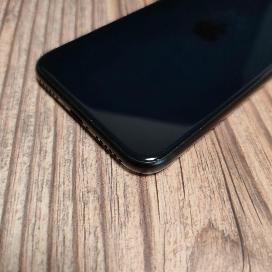 iPhone SE 第3世代 128GB おまけ大量 バッテリー96%