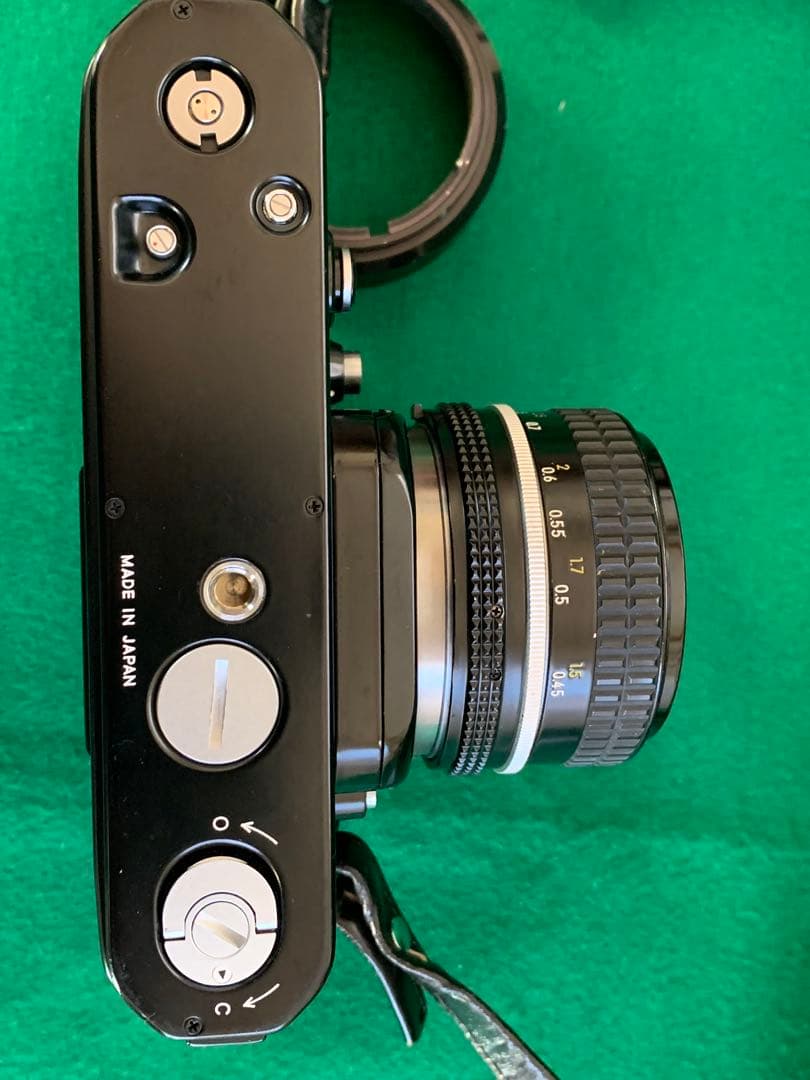 超美品です！Nikon F2 ブラック　アイレベルモデル50mm f/1.8付