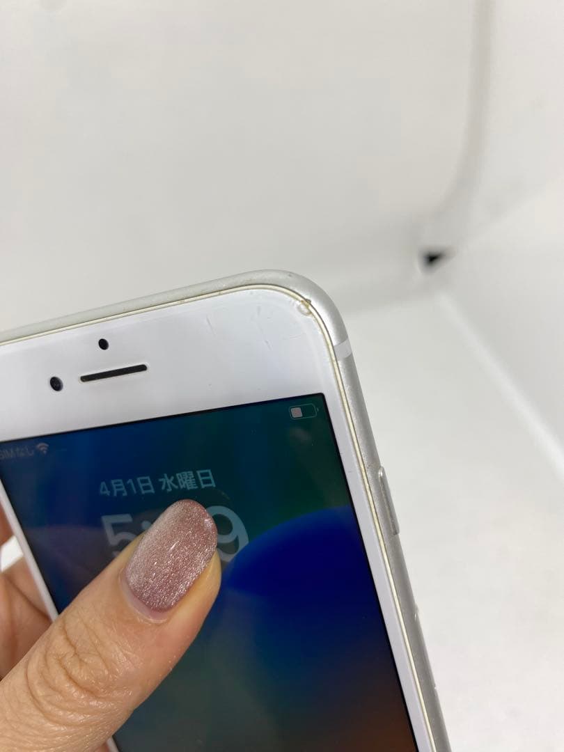 Iphone 8 64GB Sim フリー　35289