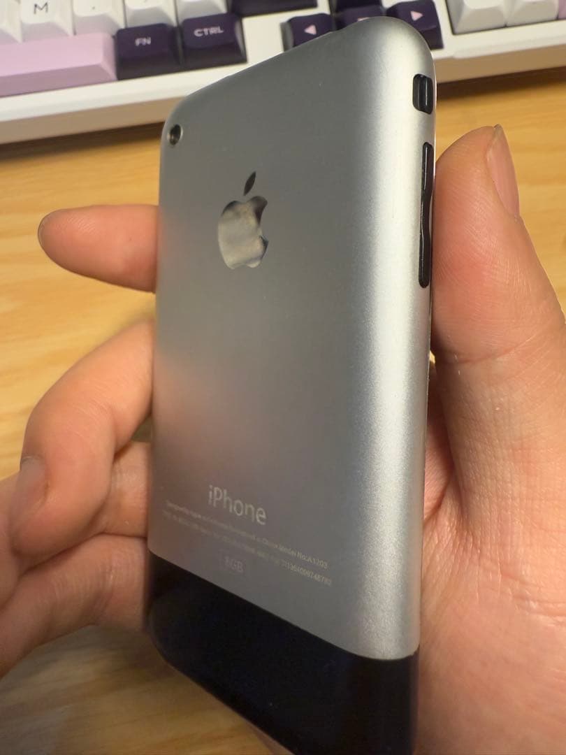 iPhone 2G 極美品 日本未発売　8GB 初代iPhone　A1203