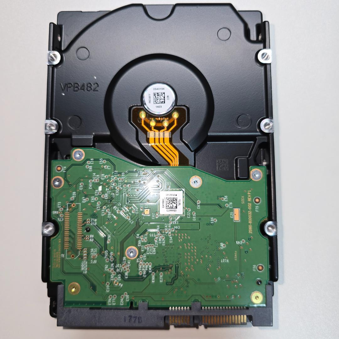Western Digital WD80EAZZ 8TB HDD ③