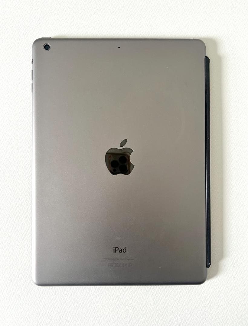 Apple / iPad Air（第一世代） 32GB シルバー