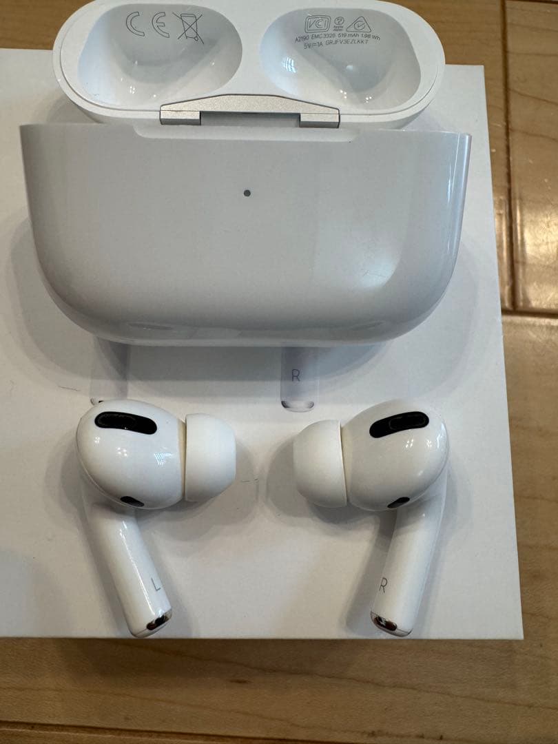 AirPods Pro 第 1世代