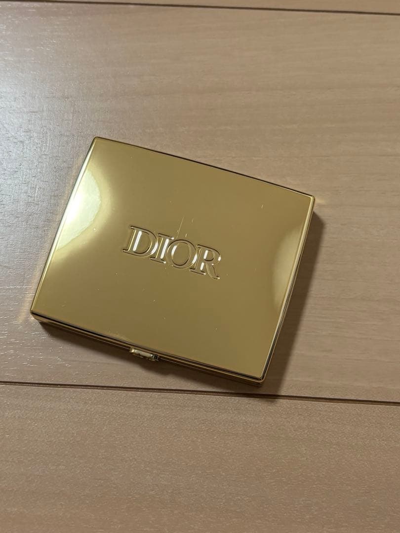 新品　Dior 5 Couleurs 636 フェアリーサーカス　アイシャドウ