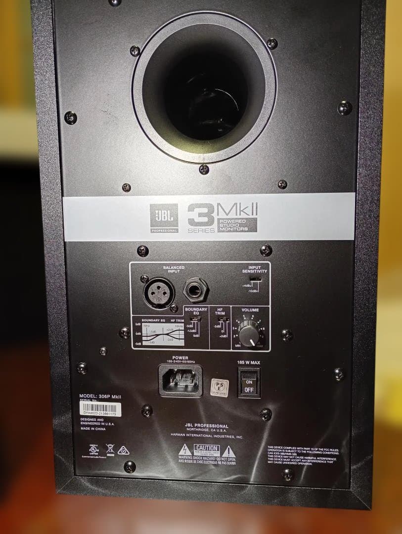 JBL / 306P MKII　パワード・スタジオモニター　2本ペアセット