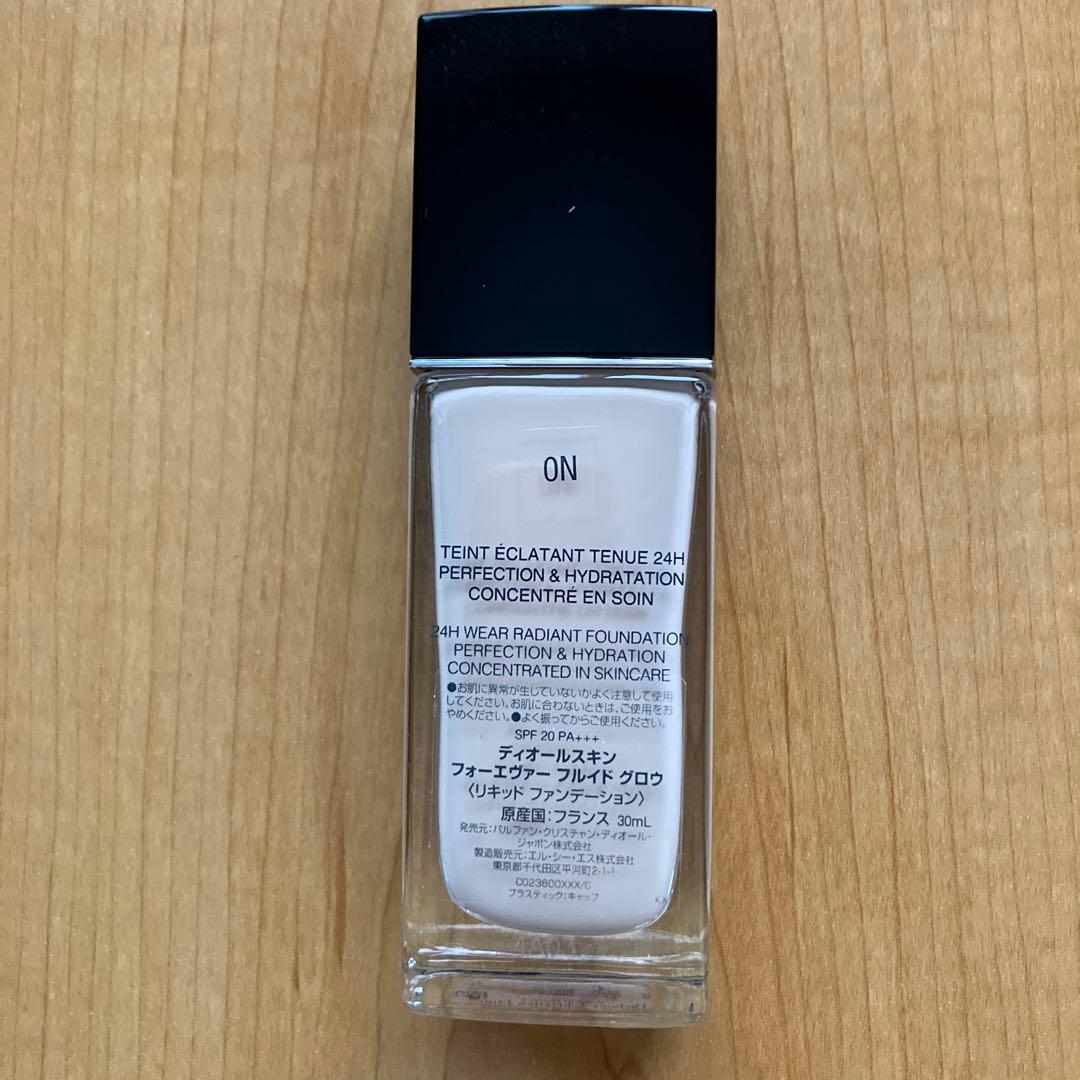 DIOR フォーエバー スキン グロウ 30ml 0N