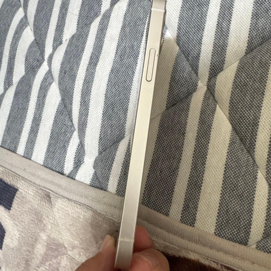 iPhone12 本体