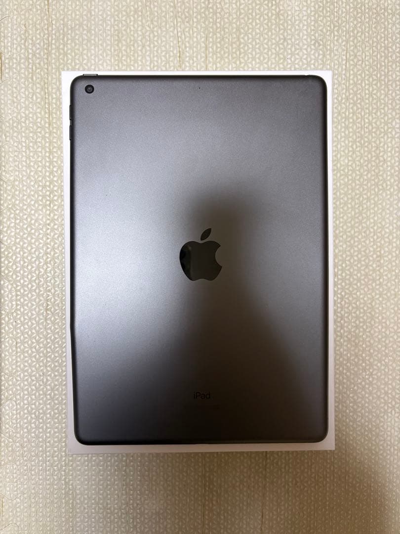 Apple iPad 第9世代スペースグレー 本体 充電ケーブル付き（未使用）