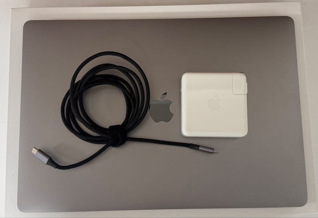 MacBook Pro 16 2019 i9 16GB 整備品 充放電少 動作良